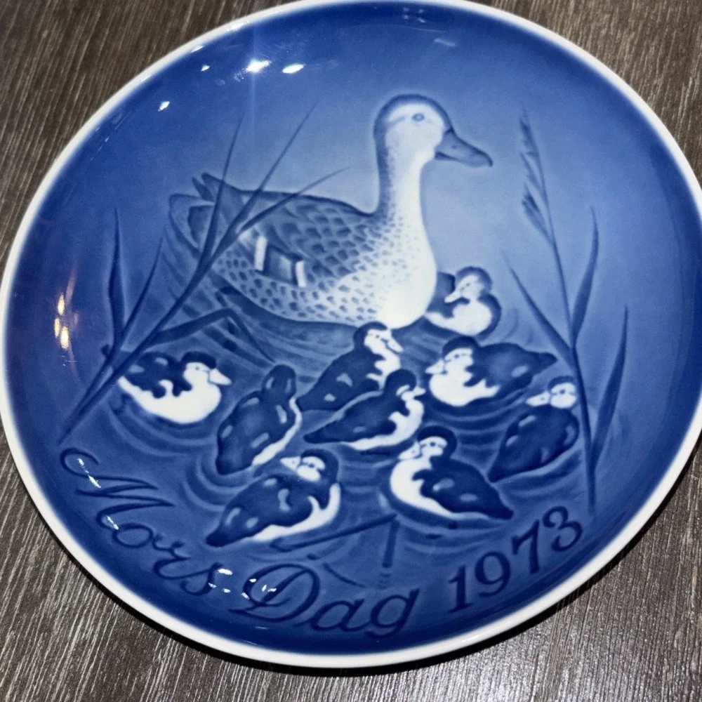 Bing Grondahl 1974 Blue & White Mars Dag 6